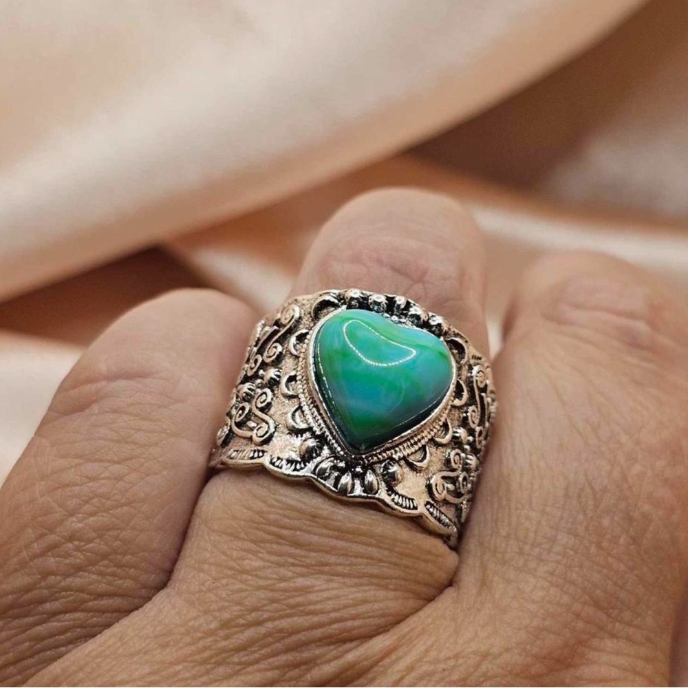 Chunky Boho Silver and Green Heart Ring, size 8